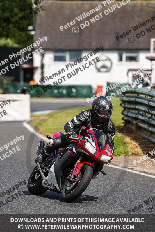 enduro digital images;event digital images;eventdigitalimages;mallory park;mallory park photographs;mallory park trackday;mallory park trackday photographs;no limits trackdays;peter wileman photography;racing digital images;trackday digital images;trackday photos